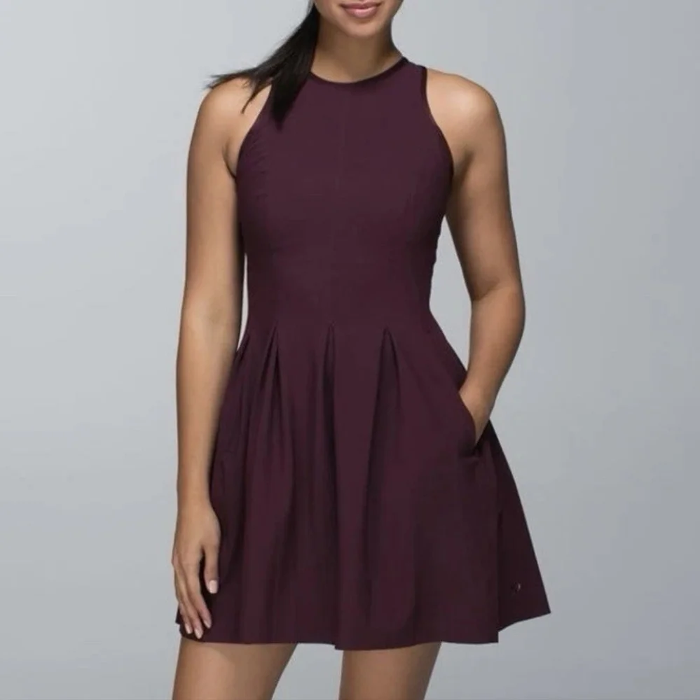 Lululemon Dress 4 Maroon‎ Tennis Skater Here To There Travel Discontinued Rare